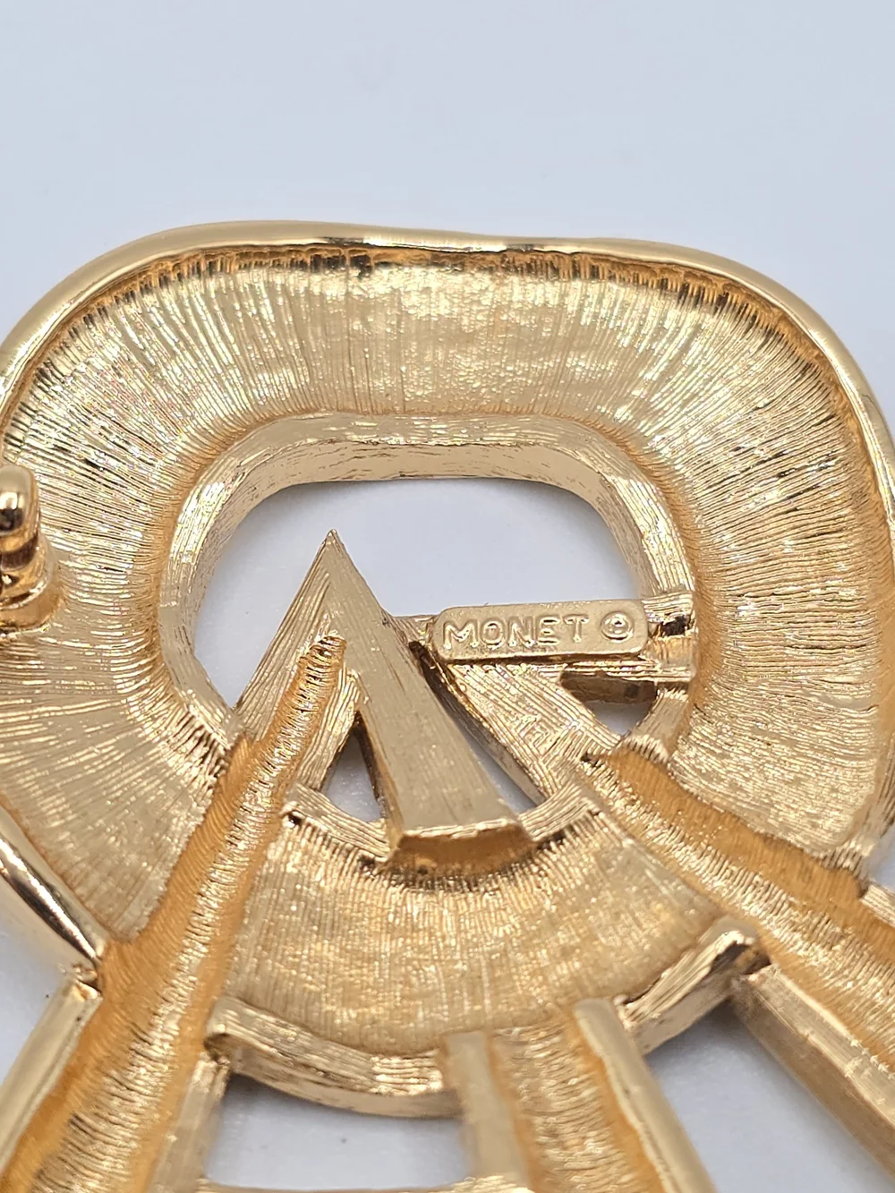 VTG Monet Geometric Brooch Modernist Abstract Gold Tone 2.25